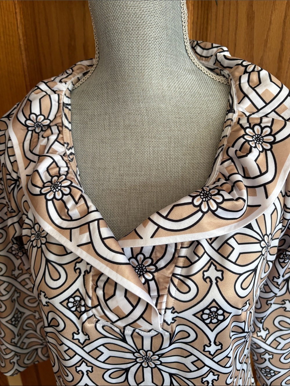 GRETCHEN SCOTT Stretch Ruffneck Dress Piazza Geometric LN Sz Small